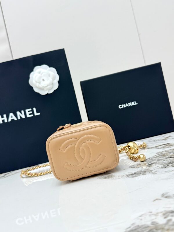 sy_no_A708ACD2C994027850F7D6D5D193375B_3 Chanel 21C Mini Vanity Ball Bag – Lambskin Leather with Gold Ball Chain