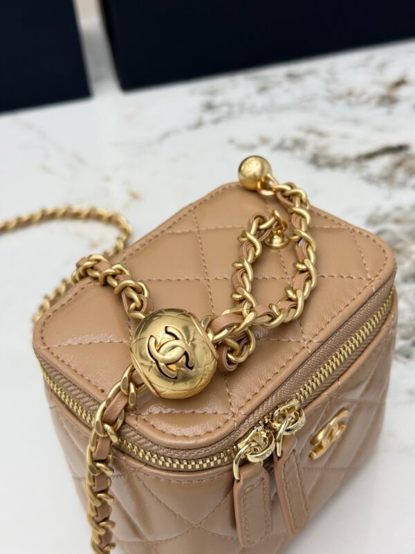 sy_no_A708ACD2C994027850F7D6D5D193375B_5 Chanel 21C Mini Vanity Ball Bag – Lambskin Leather with Gold Ball Chain