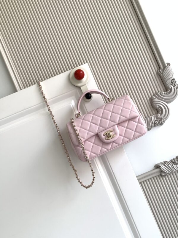 sy_no_A7416417DA65570CDE294FF0F58B32F4_0 Pink Mini Quilted Leather Top-Handle Flap Bag