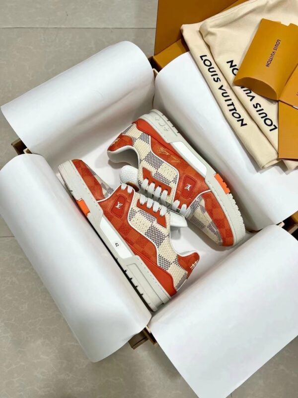 sy_no_A7BE6C7B86F7B9DFD4620A2CFF04BB0E_4 Louis Vuitton LV Trainer Orange Damier Canvas & White Leather Retro Sneakers