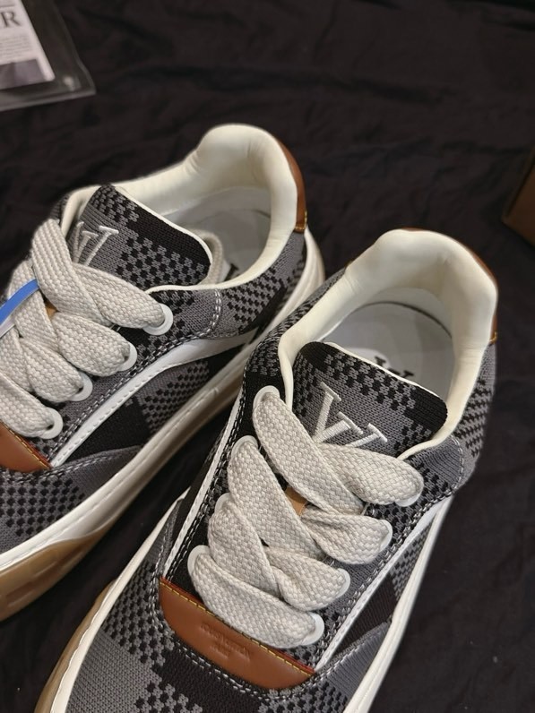 sy_no_A8958E8D2A623C4858D4A56B92E5CE60_5 Louis Vuitton LV Checker Black & Grey Damier Chunky Sneakers