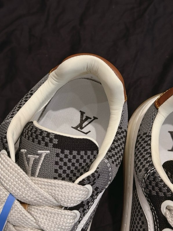 sy_no_A8958E8D2A623C4858D4A56B92E5CE60_6 Louis Vuitton LV Checker Black & Grey Damier Chunky Sneakers