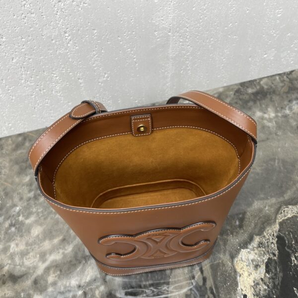 sy_no_A9297027416D72DB718D77D3530A697A_6 Brown Cuir Triomphe Small Smooth Calfskin Bucket Bag
