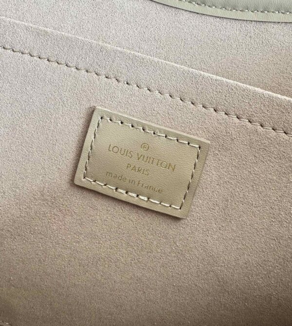 sy_no_A9AAE6BCF8216DC9E70DDE86ED32EF83_7 Louis Vuitton Babylone Tote Bag