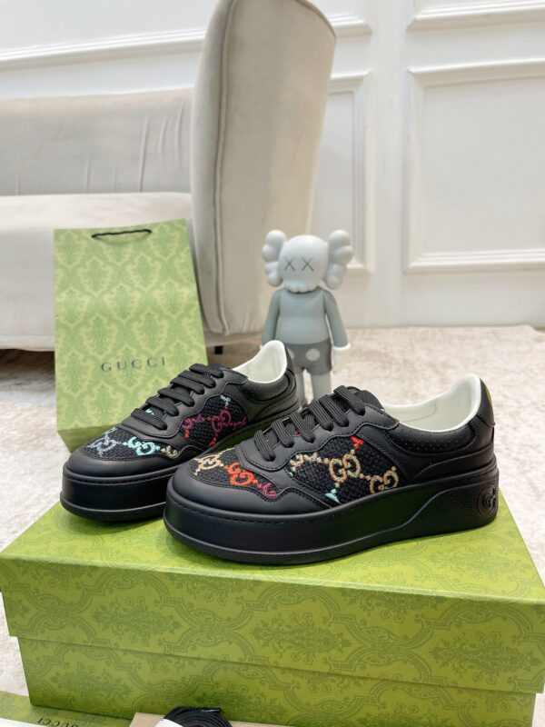 Black Multicolor Jacquard Low-Top Retro Sneakers