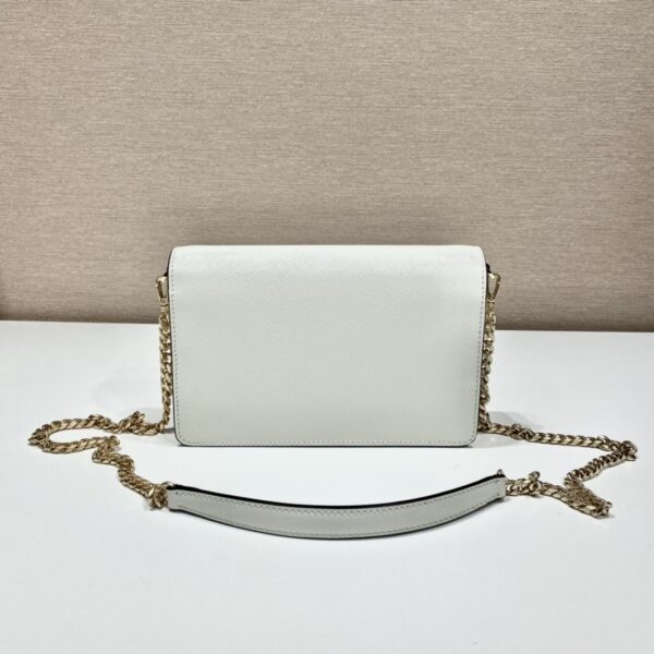 sy_no_ABBF4E8733811FC396A7E4B587261252_4 White Saffiano Leather Envelope Chain Crossbody Bag