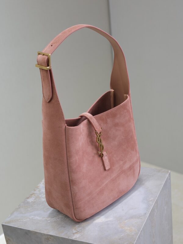 sy_no_AC08A9C2A54E4F5008A8289D2F9FCD61_2 YSL Le 5 À 7 Shoulder Bag – Pink Suede