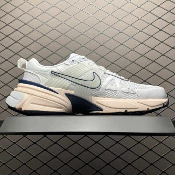 Nike V2K Run – White / Blue / Cream Y2K Retro Running Sneakers