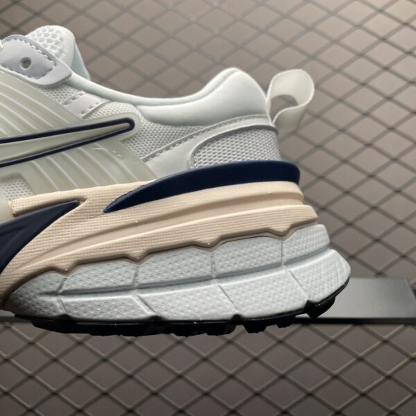 Nike V2K Run – White / Blue / Cream Y2K Retro Running Sneakers