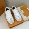 sy_no_AE3AEDB3D7A7BCDF86A63225244F9DD7_0 White & Light Grey Embossed Suede Derby Sneakers