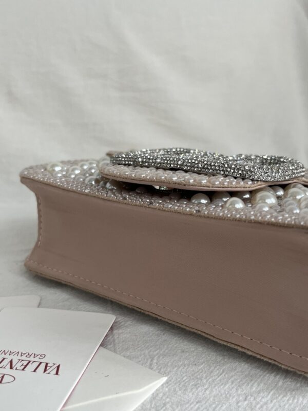 sy_no_AEF847CD1A4BC10BAAD36010504C7953_4 Valentino Garavani Loco Small Handbag – VLogo Signature