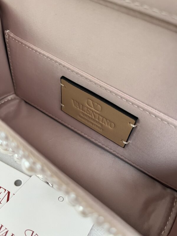 sy_no_AEF847CD1A4BC10BAAD36010504C7953_8 Valentino Garavani Loco Small Handbag – VLogo Signature