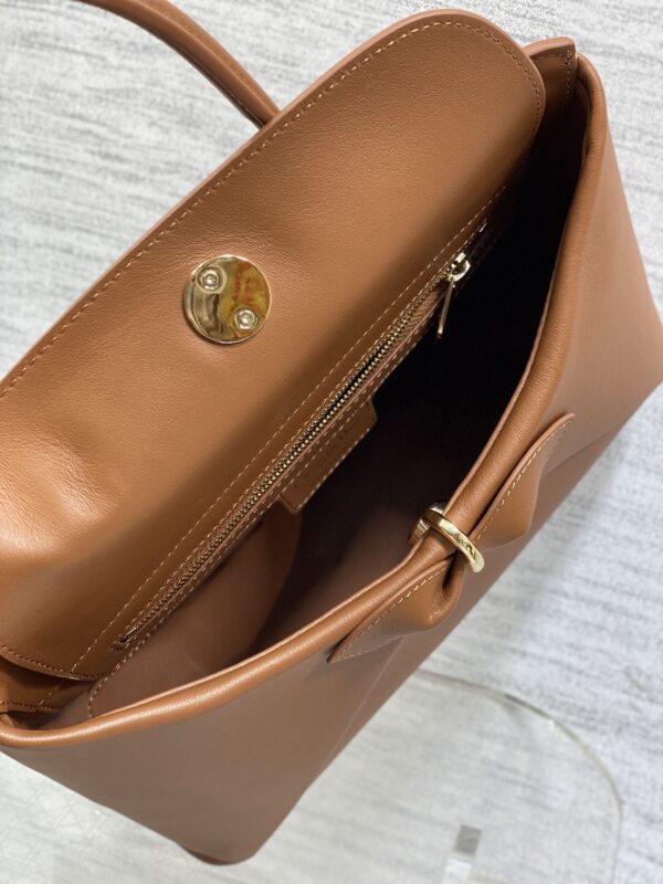 sy_no_AF81704FAD22AC7D13CE643F588DF859_7 Dior Women's Spring/Summer 2026 New Single-Handle Bow Handbag/Shoulder Bag
