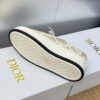 sy_no_AFB2BD32F2083DE7DE43FC8EC7506AB5_8 Gold & Champagne Metallic Embroidered Platform Canvas Sneakers