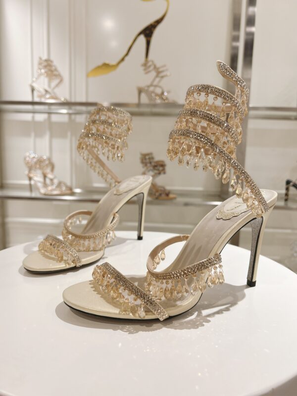 sy_no_B0CE9373C1D147F267B137FA3963FCAC_0 Champagne Gold Crystal Chandelier Spiral High-Heel Sandals