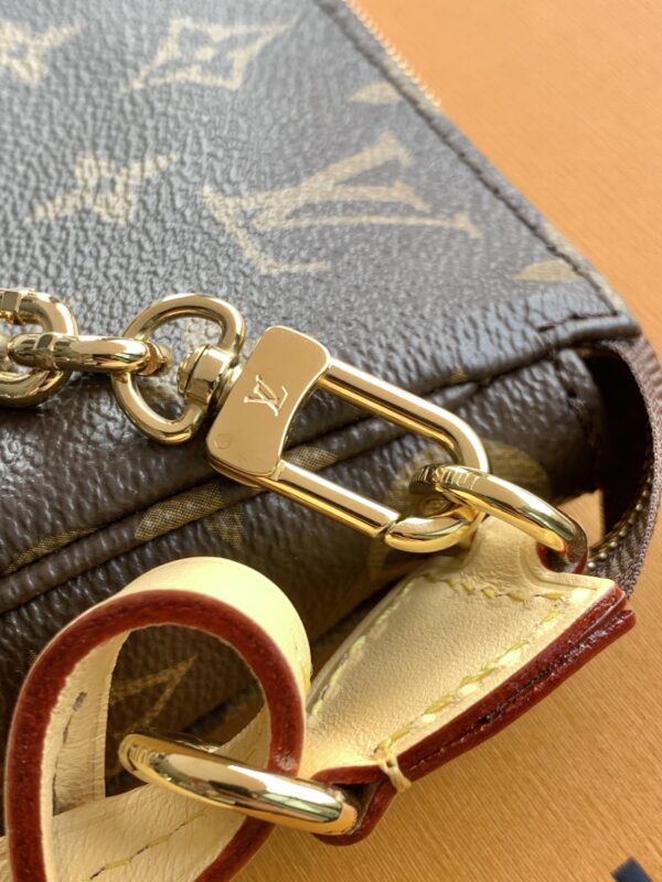 sy_no_B1BB26522015E79BAF5D545D2BDBC8AB_7 Louis Vuitton Monogram Classic Clutch Bag