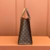 sy_no_B1E7CC0CA9C00C4591ABA97DF2F02BFC_5 Louis Vuitton OnTheGo MM Tote Bag