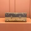 sy_no_B1E7CC0CA9C00C4591ABA97DF2F02BFC_8 Louis Vuitton OnTheGo MM Tote Bag