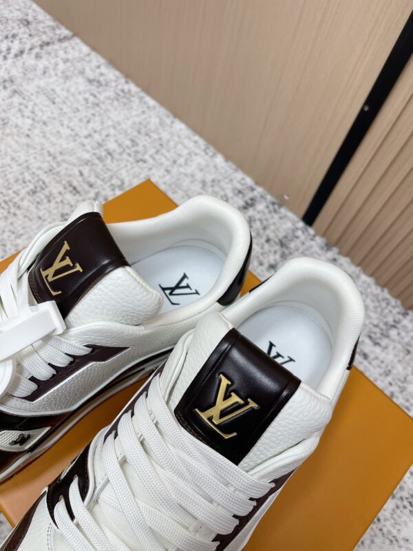 sy_no_B22961E3FFF6F86DCEA3A33A46CA99CD_5 Louis Vuitton Trainer Sneakers for Couples – All-Leather Trendy Casual Shoes