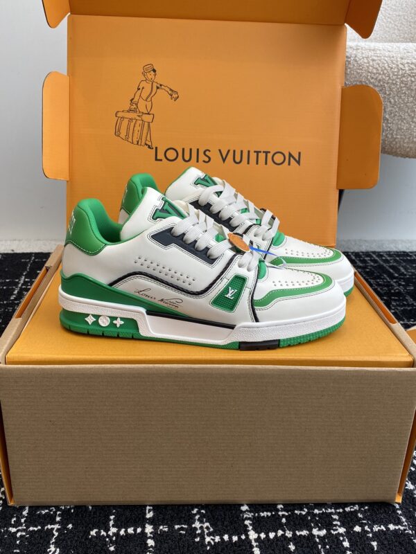 sy_no_B2CF2EFC5AFB3B64A6197D500D4028A5_1 Louis Vuitton LV Trainer White & Emerald Green Retro Sneakers