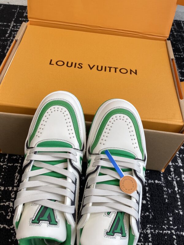 sy_no_B2CF2EFC5AFB3B64A6197D500D4028A5_3 Louis Vuitton LV Trainer White & Emerald Green Retro Sneakers