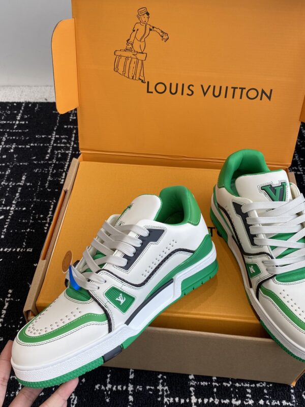 sy_no_B2CF2EFC5AFB3B64A6197D500D4028A5_5 Louis Vuitton LV Trainer White & Emerald Green Retro Sneakers