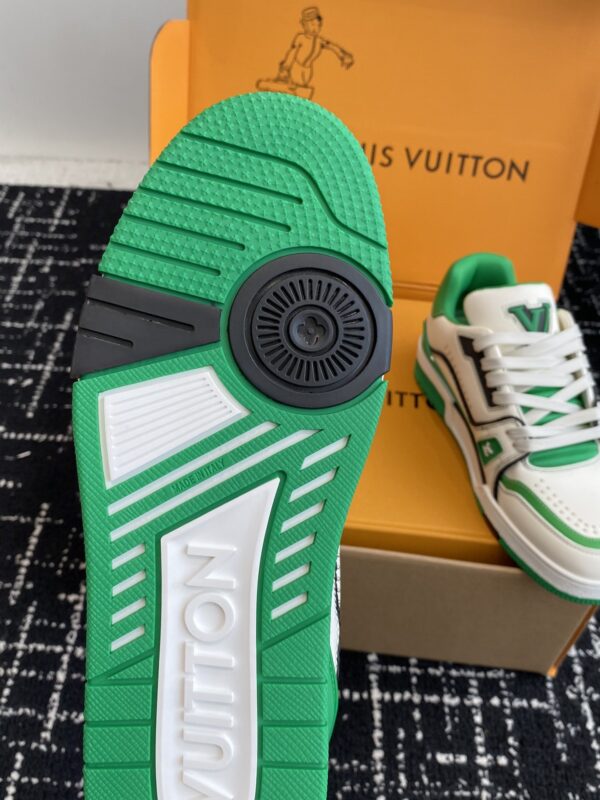 sy_no_B2CF2EFC5AFB3B64A6197D500D4028A5_8 Louis Vuitton LV Trainer White & Emerald Green Retro Sneakers