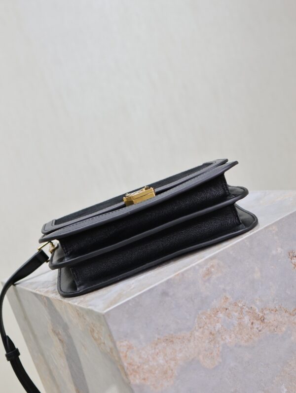 sy_no_B37743F6FBEB3B0E9B1CEE7AD3CA5A6E_6 Solferino Shoulder Bag – Black Suede & Leather