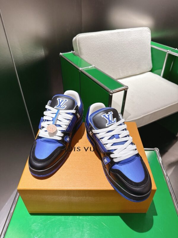 sy_no_B4ABF4CFD2A000CE4F8C968AC5A8D764_2 Louis Vuitton LV Trainer Maxi / LV Skate Black, Royal Blue & White Retro Sneakers
