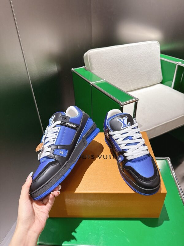 sy_no_B4ABF4CFD2A000CE4F8C968AC5A8D764_3 Louis Vuitton LV Trainer Maxi / LV Skate Black, Royal Blue & White Retro Sneakers