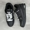 sy_no_B4B8D58D3CC5646E1CD4CF055B73D182_2 Louis Vuitton LV Trainer Black & White Grained Leather Retro Sneakers