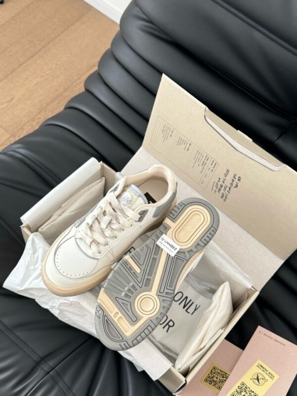 sy_no_B5704BFD5147530181E2186C0A0C26C1_6 Cream & Grey Distressed Platform Sneakers