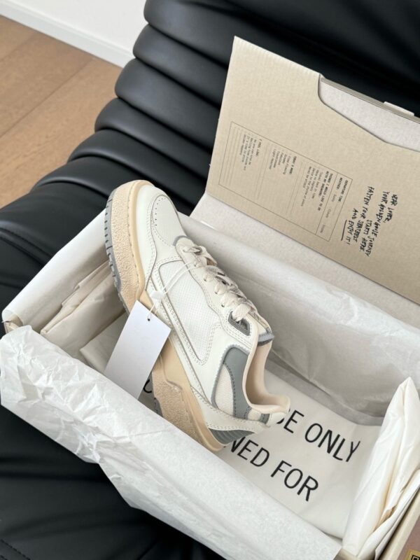 sy_no_B5704BFD5147530181E2186C0A0C26C1_8 Cream & Grey Distressed Platform Sneakers
