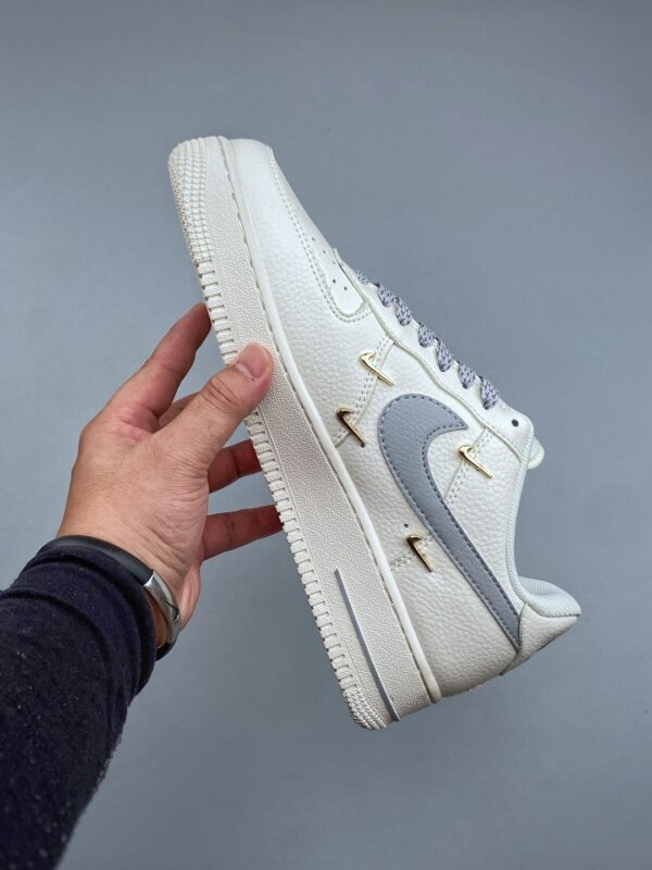 sy_no_B70856CA97FFDF5DE93D008F769FE7AE_1 Nike Air Force 1 Low Custom Concept – Multi Gold Swoosh