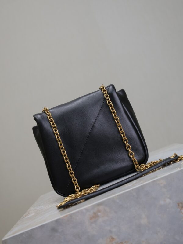 sy_no_B744B2308A5FCA4D5563C23DEF592926_4 YSL Jamie 4.3 Mini Chain Bag – Black