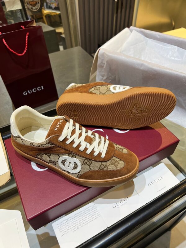 sy_no_B75BE151D3F5E2D9F0F9762E60874973_8 Gucci B Sneaker GG Canvas & Brown Suede – Classic GG / Brown Suede / Gum Sole