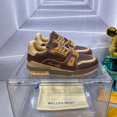 sy_no_B93481D91413027CD34A0D8B7DFA9A00_0 Louis Vuitton Men's Fall/Winter New Western-Style Tan TRAINER Sneakers