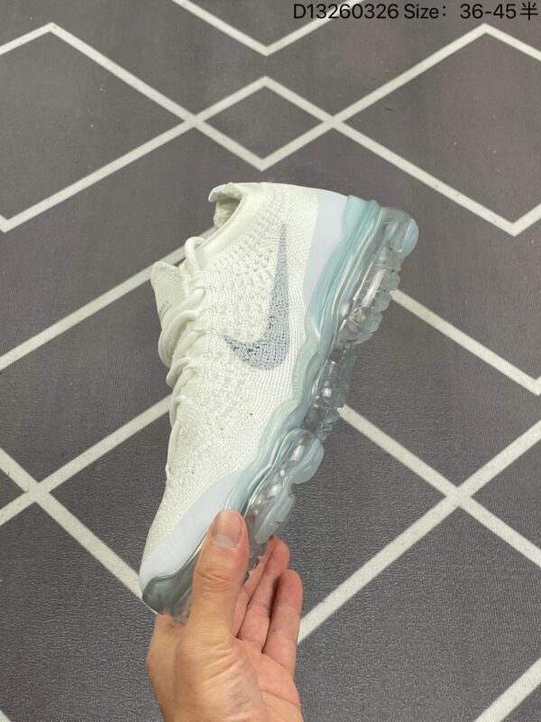 Nike Air VaporMax 2023 Flyknit "Pure Platinum / White"