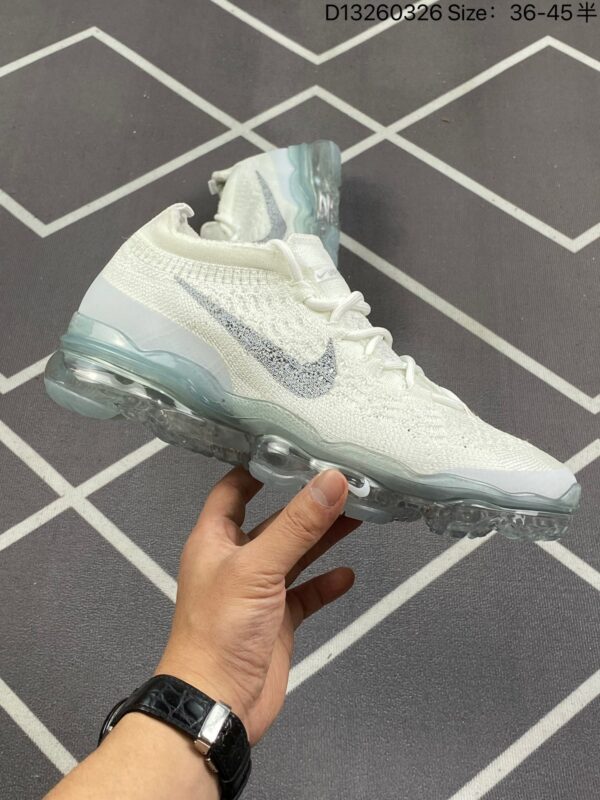 Nike Air VaporMax 2023 Flyknit "Pure Platinum / White"