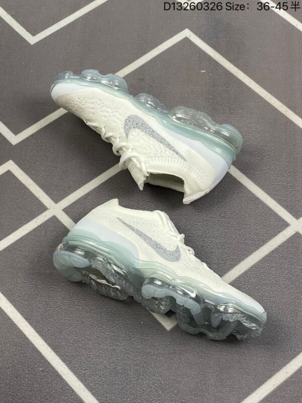 Nike Air VaporMax 2023 Flyknit "Pure Platinum / White"