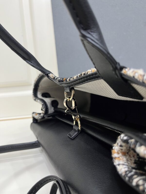 Chanel 2026 Spring/Summer 26SS Togo Leather Tote