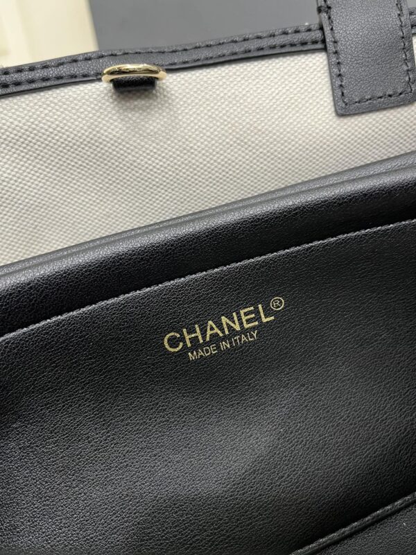 Chanel 2026 Spring/Summer 26SS Togo Leather Tote