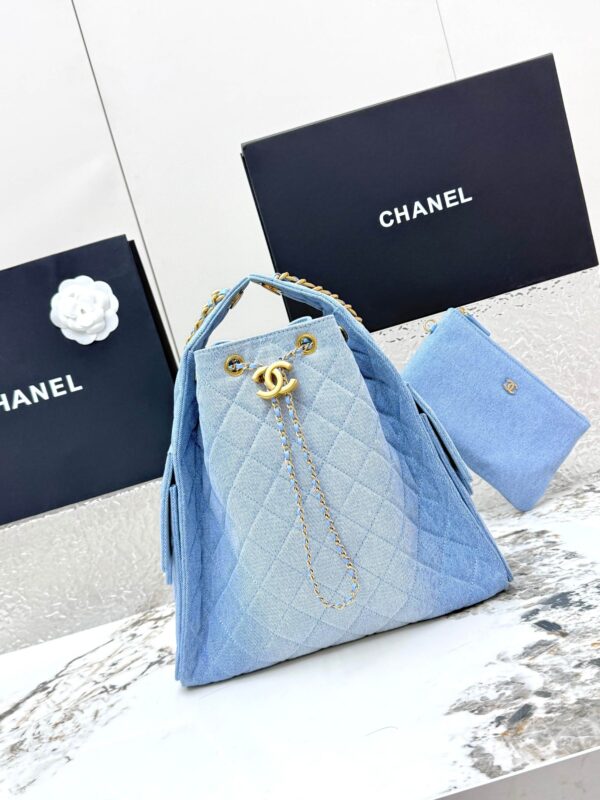 sy_no_BB7CD9784A877BCA8FAD0EBA109E52D9_0 Chanel 25C Medium Hobo Bag – Quilted Denim & Calfskin with Gold Hardware