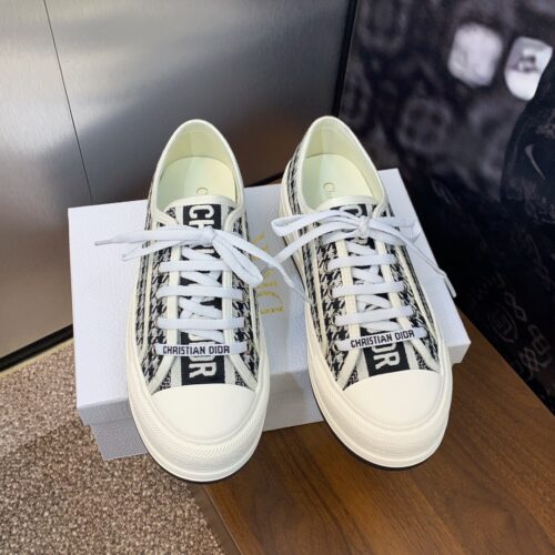 Black & White Houndstooth Embroidered Platform Canvas Sneakers