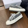 sy_no_BC767618479BAA73CD8835A0EBBE4781_4 Black & White Houndstooth Embroidered Platform Canvas Sneakers