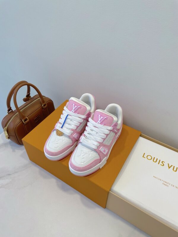 sy_no_BD12937167FECF63BE377FF89075401B_0 Louis Vuitton LV Trainer Sakura Pink & White Sneakers