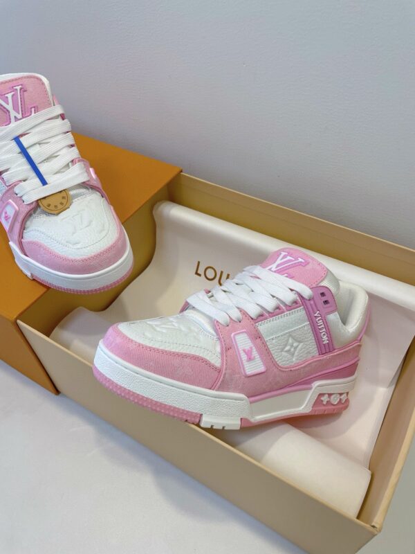 sy_no_BD12937167FECF63BE377FF89075401B_5 Louis Vuitton LV Trainer Sakura Pink & White Sneakers