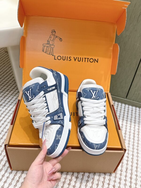 sy_no_BD1B886A1DCA74A26220FB7ED0EE9079_3 Louis Vuitton LV Trainer Maxi / LV Skate Blue & White Monogram Denim Sneakers