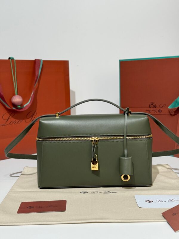 Loro Piana Extra Bag L27 Shoulder Bag – Saddle Leather (Green)