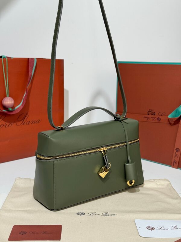 Loro Piana Extra Bag L27 Shoulder Bag – Saddle Leather (Green)